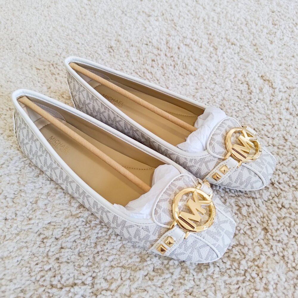 Michael Kors Fulton Studded Logo Moccasin size 7.5  color vanilla 49T8FUFR1B - Picture 10 of 15